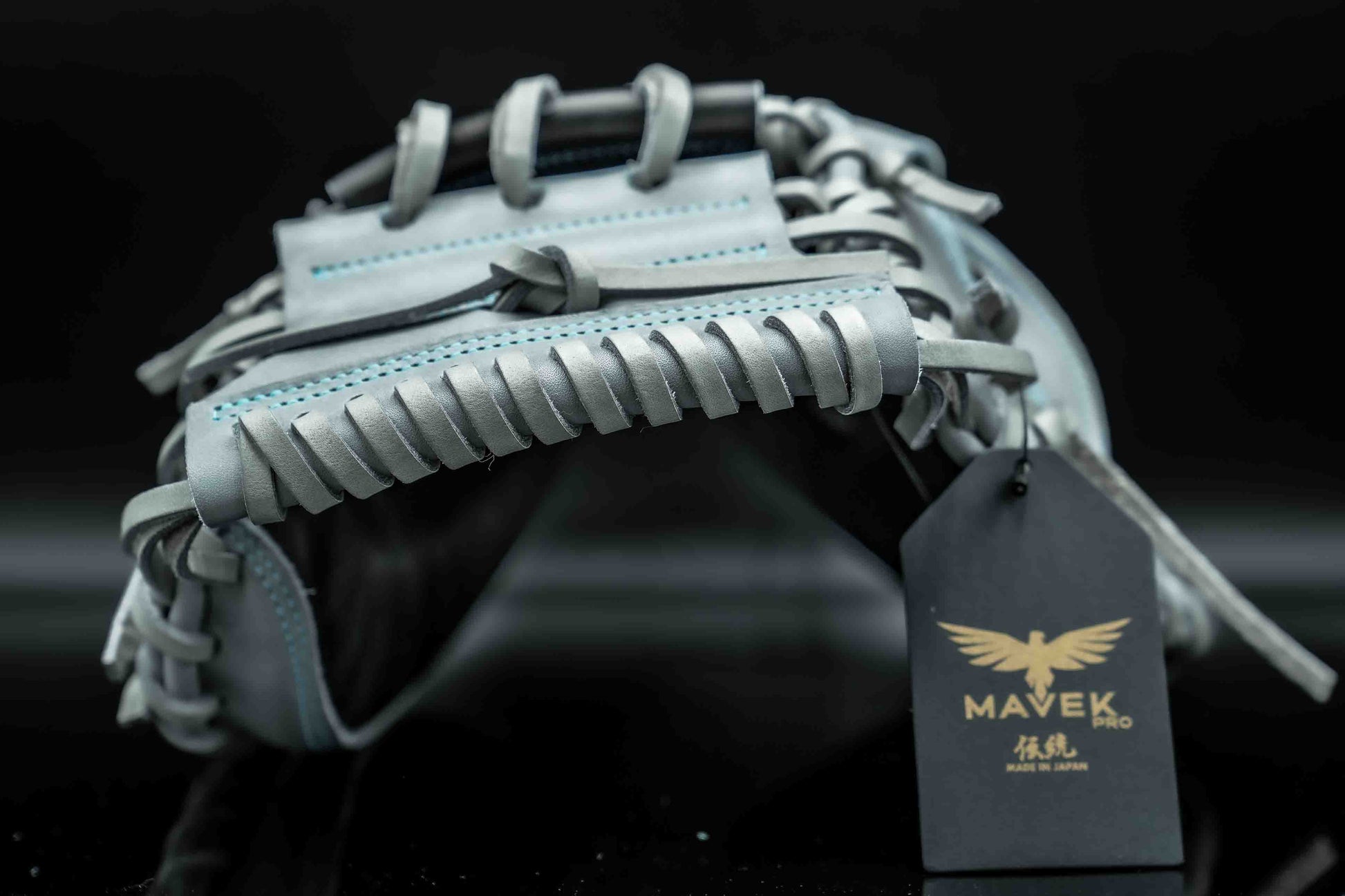 Mavek Pro Wagyu leather catcher’s mitt built for durability, control, and fast break-in
